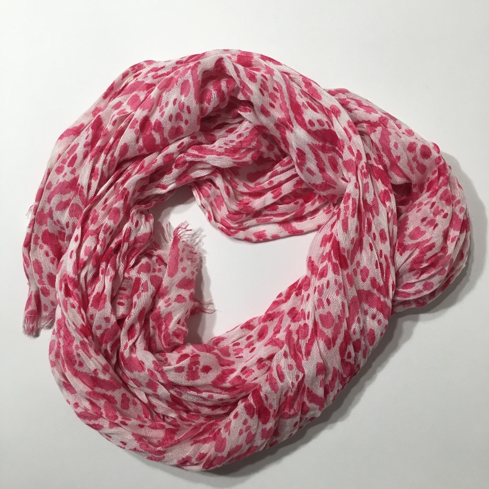 Gap Pink Ikat Fringe Scarf - Picture 1 of 4